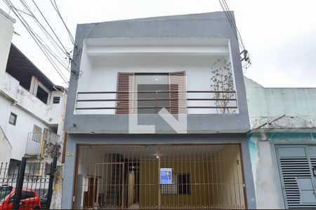 Casa à venda com 170m², 6 quartos e 2 vagasFachada