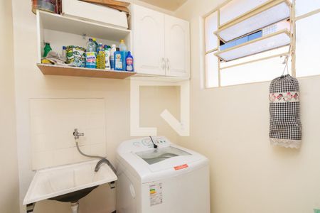 Apartamento à venda com 64m², 3 quartos e 2 vagasÁrea de Serviço