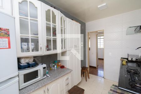 Apartamento à venda com 64m², 3 quartos e 2 vagasCozinha