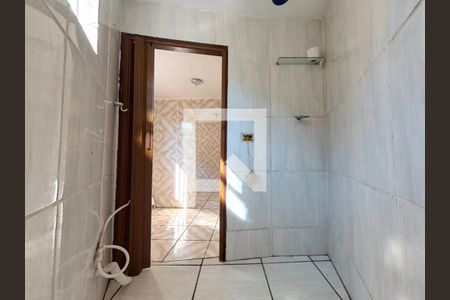 Casa para alugar com 80m², 2 quartos e 1 vaga Casa para alugar com 80m², 2 quartos e 1 vagaBanheiro