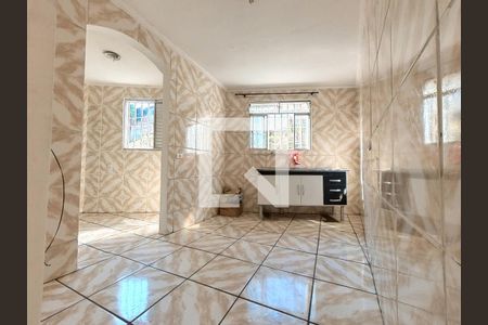 Casa para alugar com 80m², 2 quartos e 1 vaga Casa para alugar com 80m², 2 quartos e 1 vagaCozinha