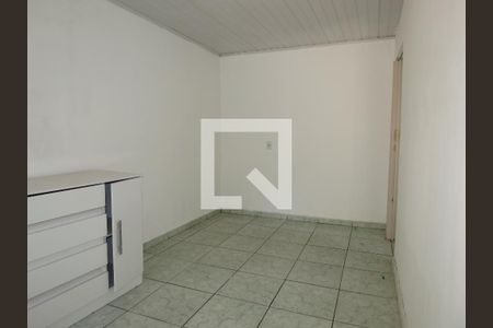 Quarto 1 de casa para alugar com 2 quartos, 80m² em Vila Palmeiras, São Paulo