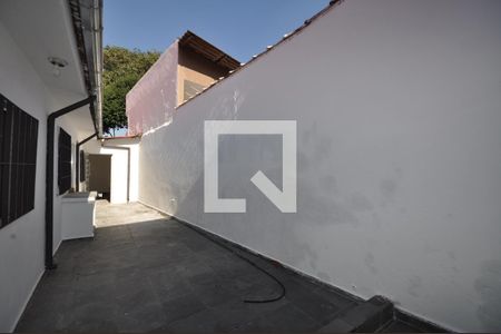 Casa para alugar com 160m², 3 quartos e 2 vagasQuintal