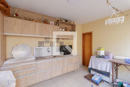 Casa à venda com 230m², 4 quartos e 4 vagas Casa à venda com 230m², 4 quartos e 4 vagasQuintal