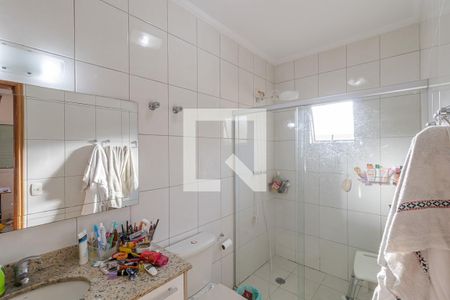 Casa à venda com 230m², 4 quartos e 4 vagas Casa à venda com 230m², 4 quartos e 4 vagasBanheiro da Suíte 4