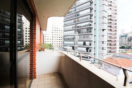 Apartamento para alugar com 122m², 3 quartos e 1 vaga Apartamento para alugar com 122m², 3 quartos e 1 vagaVaranda
