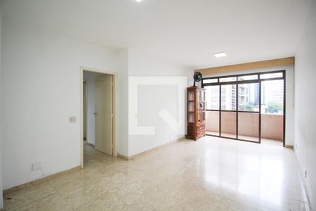 Apartamento para alugar com 122m², 3 quartos e 1 vaga Apartamento para alugar com 122m², 3 quartos e 1 vagaSala