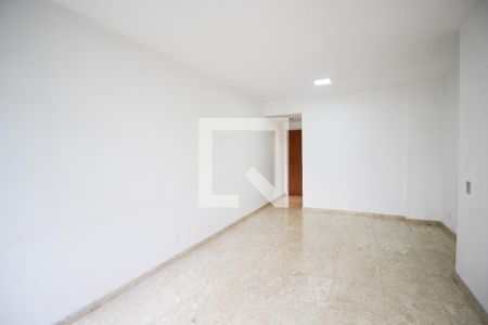 Apartamento para alugar com 122m², 3 quartos e 1 vaga Apartamento para alugar com 122m², 3 quartos e 1 vagaSala