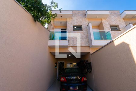 Casa à venda com 100m², 3 quartos e 2 vagasGaragem