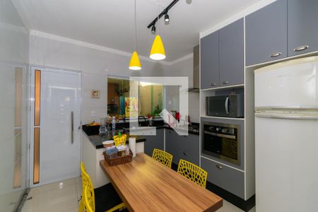 Casa à venda com 100m², 3 quartos e 2 vagasCozinha