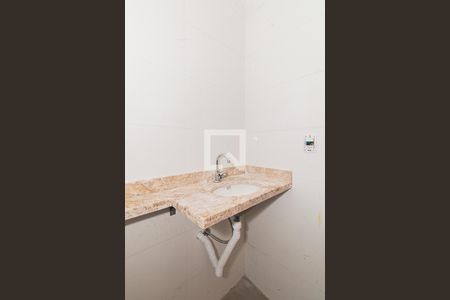 Apartamento para alugar com 45m², 2 quartos e sem vagaBanheiro