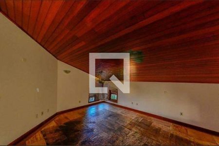 Casa de condomínio à venda com 420m², 4 quartos e 2 vagas