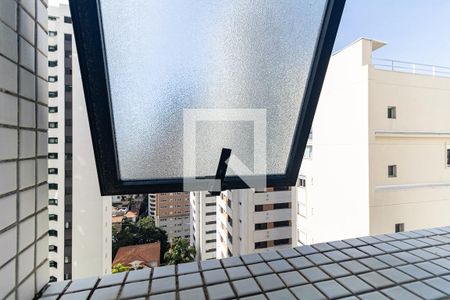Apartamento para alugar com 180m², 4 quartos e 3 vagasVista do Quarto de Serviço