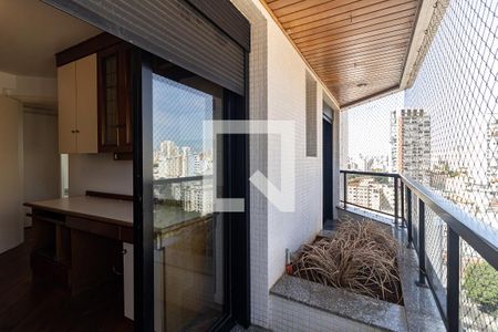 Apartamento para alugar com 180m², 4 quartos e 3 vagasVaranda do Quarto 3