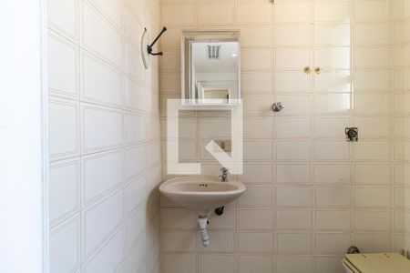 Apartamento para alugar com 180m², 4 quartos e 3 vagasBanheiro de Serviço