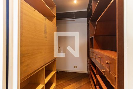 Apartamento para alugar com 180m², 4 quartos e 3 vagasCloset da Suíte 1