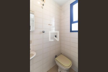 Apartamento para alugar com 180m², 4 quartos e 3 vagasBanheiro de Serviço