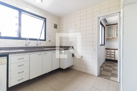 Apartamento para alugar com 180m², 4 quartos e 3 vagasCozinha