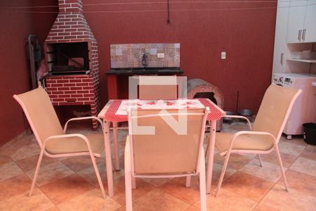 Casa para alugar com 200m², 3 quartos e 4 vagasÁrea de Serviço com churrasqueira