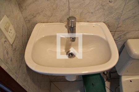 Casa para alugar com 200m², 3 quartos e 4 vagasLavabo 02