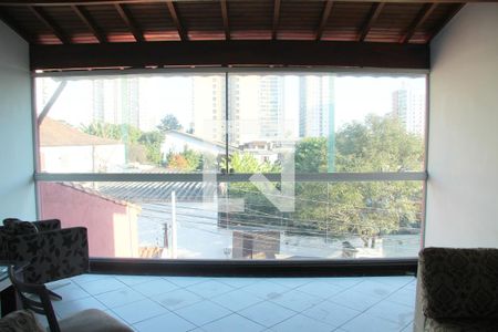 Casa para alugar com 200m², 3 quartos e 4 vagasVaranda Localizada no 2 andar