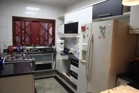 Casa para alugar com 200m², 3 quartos e 4 vagasCozinha