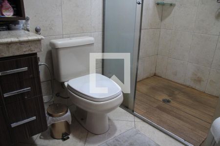 Casa para alugar com 200m², 3 quartos e 4 vagasBanheiro da Suíte 01