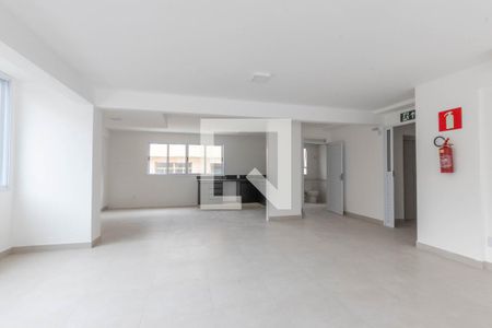 Apartamento à venda com 130m², 2 quartos e 2 vagas Apartamento à venda com 130m², 2 quartos e 2 vagasÁrea comum - Salão de festas