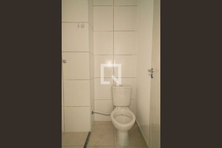 Apartamento à venda com 35m², 2 quartos e sem vaga Apartamento à venda com 35m², 2 quartos e sem vagaBanheiro