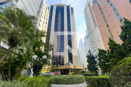 Fachada do bloco de kitnet/studio para alugar com 1 quarto, 32m² em Jardim Paulista, São Paulo