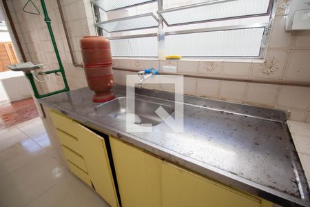 Casa à venda com 80m², 2 quartos e 1 vaga Casa à venda com 80m², 2 quartos e 1 vagaCozinha