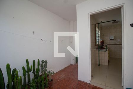 Casa à venda com 80m², 2 quartos e 1 vaga Casa à venda com 80m², 2 quartos e 1 vagaÁrea de Serviço
