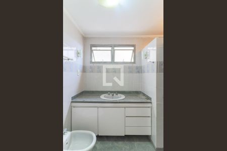 Apartamento à venda com 160m², 4 quartos e 1 vagaBanheiro da Suíte