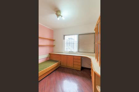 Apartamento à venda com 160m², 4 quartos e 1 vagaQuarto 2