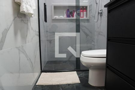 Apartamento à venda com 166m², 3 quartos e 2 vagasBanheiro da Suite