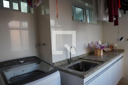 Apartamento à venda com 166m², 3 quartos e 2 vagasCozinha