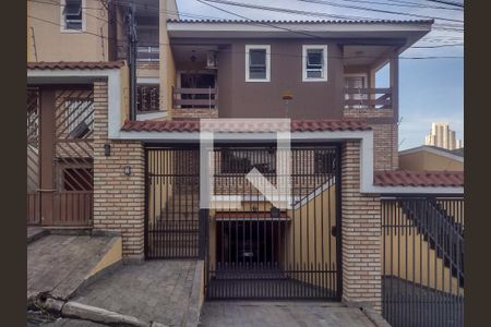 Casa à venda com 196m², 3 quartos e 3 vagasFachada
