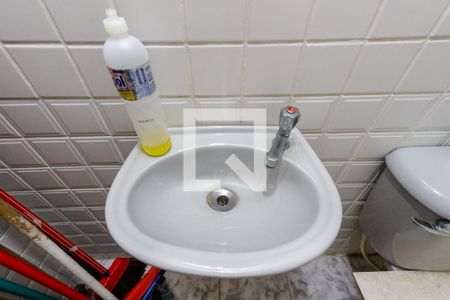 Casa à venda com 196m², 3 quartos e 3 vagasBanheiro da Garagem