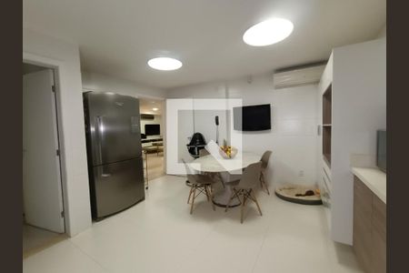 Apartamento à venda com 278m², 4 quartos e 1 vagaCopa / Cozinha 