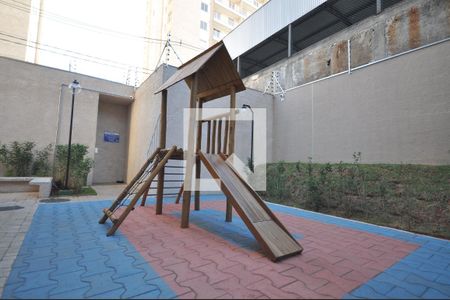 Apartamento para alugar com 32m², 2 quartos e sem vagaÁrea comum - Playground