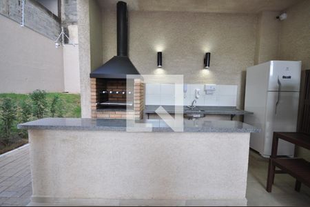 Apartamento para alugar com 32m², 2 quartos e sem vagaÁrea comum - Churrasqueira