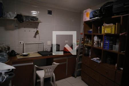 Casa à venda com 135m², 4 quartos e 2 vagasQuarto de Serviço