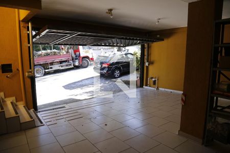 Casa à venda com 135m², 4 quartos e 2 vagasGaragem