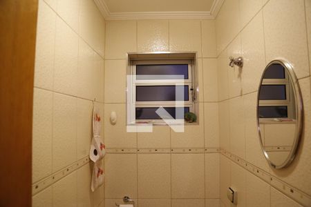 Casa à venda com 135m², 4 quartos e 2 vagasLavabo