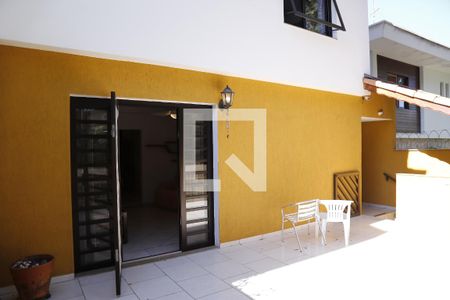 Casa à venda com 135m², 4 quartos e 2 vagasVaranda