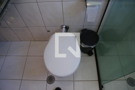 Casa à venda com 135m², 4 quartos e 2 vagasBanheiro da Suíte 2