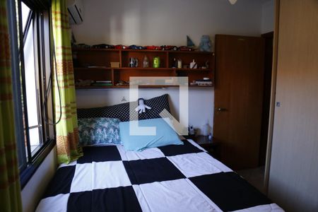 Casa à venda com 135m², 4 quartos e 2 vagasSuíte 2