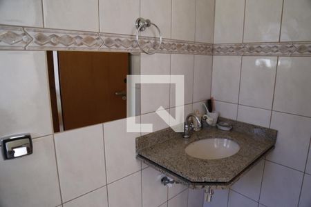 Casa à venda com 135m², 4 quartos e 2 vagasBanheiro da Suíte 2