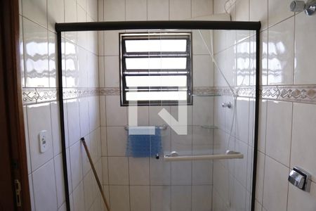 Casa à venda com 135m², 4 quartos e 2 vagasBanheiro da Suíte 2