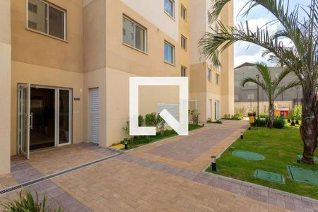 Apartamento à venda com 33m², 2 quartos e sem vagaÁrea comum